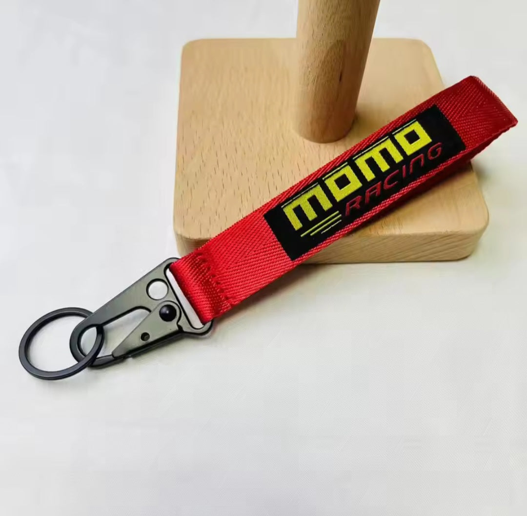Llavero Logo Momo Racing